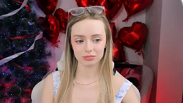 Snapshot of JuliaBrewwer chatting on March 2026 03:15:02 PM JuliaBrewwer online show from March 2026 03:15:02 PM