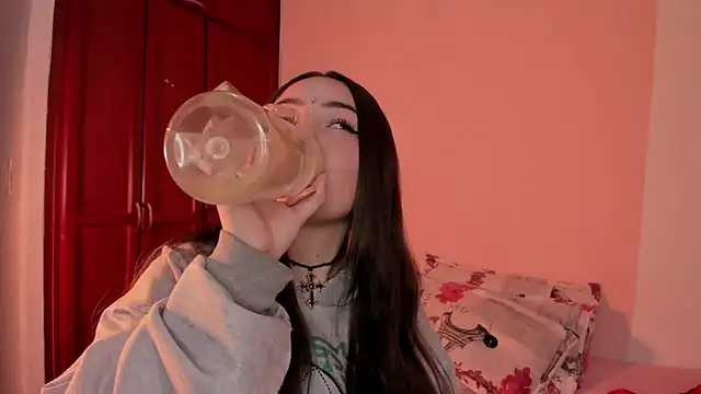 Snapshot of Pariss_Gold chatting on September 2025 05:45:02 AM Pariss Gold online show from September 2025 05:45:02 AM