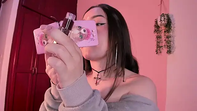 Snapshot of Pariss_Gold chatting on October 2025 06:46:01 AM Pariss Gold online show from October 2025 06:46:01 AM