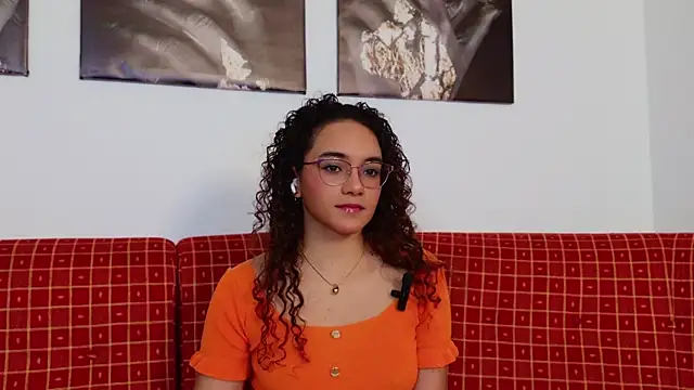 Taylor Tina online show from February 2026 08:16:02 PM