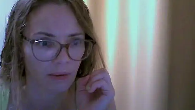 SEA Dream online show from December 2025 04:06:01 AM