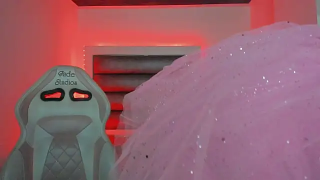 Snapshot of Andrea_brunnette chatting on October 2025 12:39:02 PM Andrea brunnette online show from October 2025 12:39:02 PM