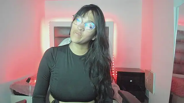 Snapshot of Andrea_brunnette chatting on November 2025 01:01:02 PM Andrea brunnette online show from November 2025 01:01:02 PM