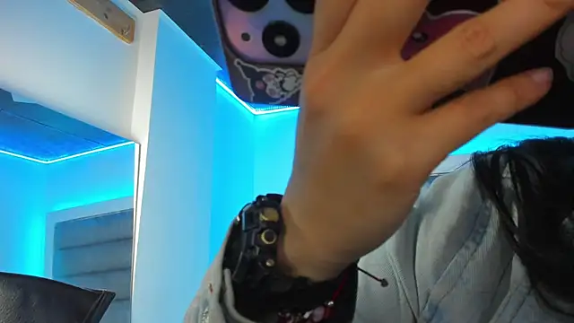 Snapshot of Andrea_brunnette chatting on November 2025 01:33:02 PM Andrea brunnette online show from November 2025 01:33:02 PM