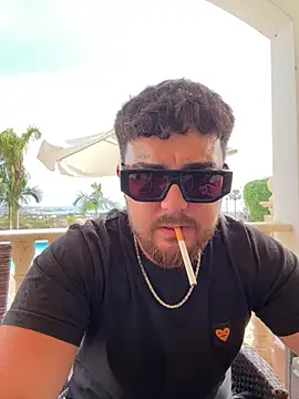 MrSavagexx online show from April 2026 01:12:02 PM