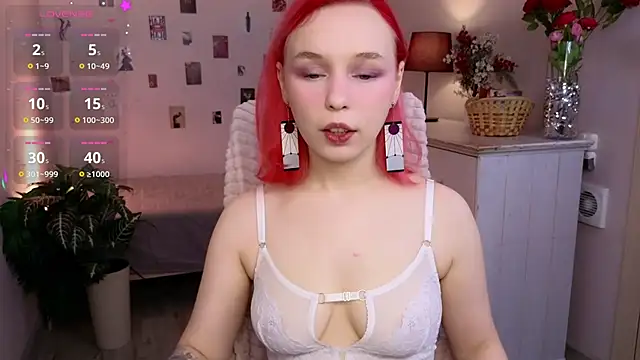 NaomiYoru online show from April 2026 08:28:02 PM