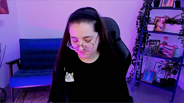 VirtuallVoyant online show from October 2025 04:29:01 AM