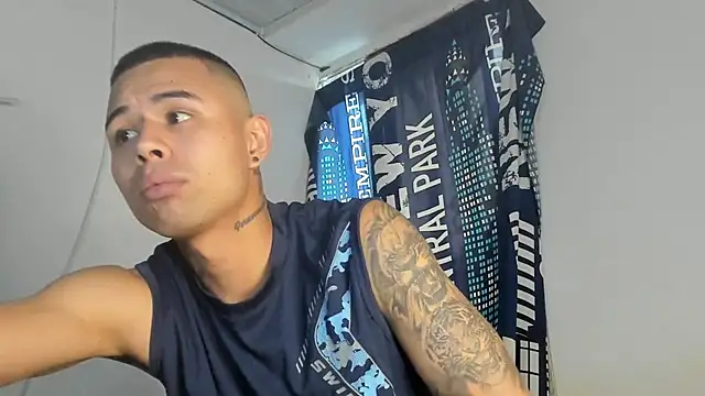  Logan Colton  online show from February 2026 09:52:01 PM