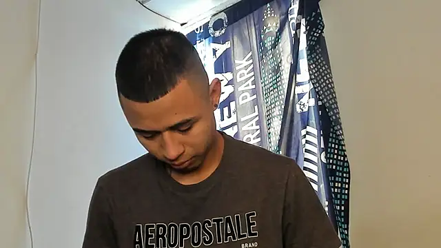  Logan Colton  online show from February 2026 04:54:01 PM