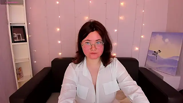 alison  kiss  online show from October 2025 01:50:02 AM