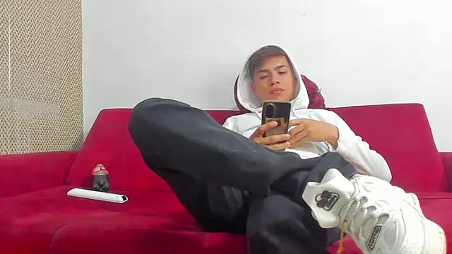 willy sexxx18 online show from March 2026 07:33:01 PM