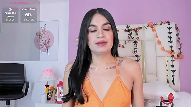 Silvana-Castro online show from November 2025 12:39:02 PM