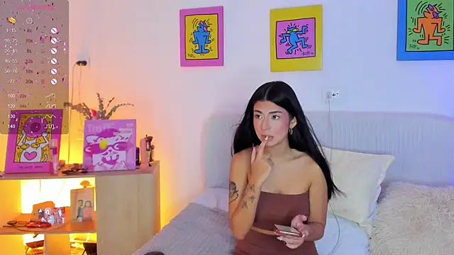 Snapshot of AprilAddams_ chatting on November 2025 09:47:01 PM AprilAddams online show from November 2025 09:47:01 PM