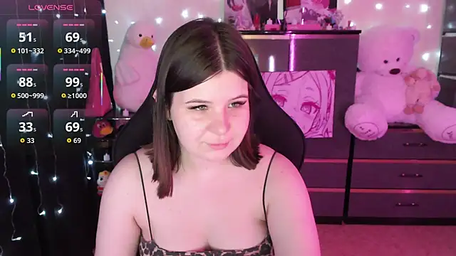 AmyVibess online show from November 2025 08:10:01 PM