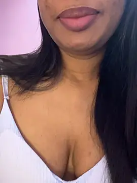 Snapshot of tamil_Aarathi chatting on April 2026 05:14:02 PM tamil Aarathi online show from April 2026 05:14:02 PM