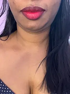 Snapshot of tamil_Aarathi chatting on May 2026 05:19:02 PM tamil Aarathi online show from May 2026 05:19:02 PM