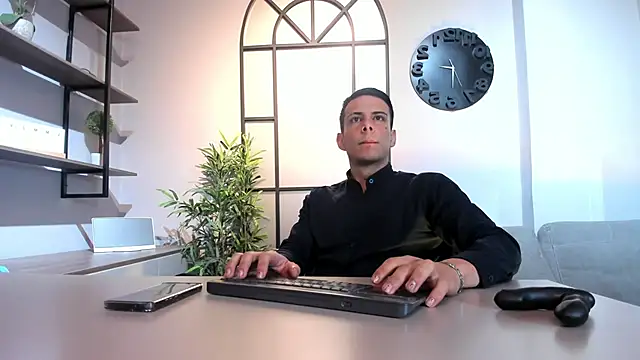 Dustin Sonne online show from November 2025 03:38:01 AM