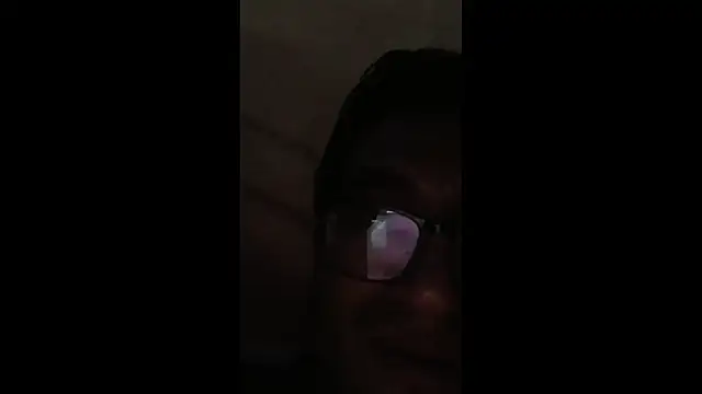 Snapshot of Single_lagunero chatting on June 2026 05:48:01 AM Single lagunero online show from June 2026 05:48:01 AM