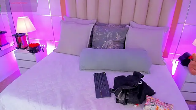 MaddieParker online show from February 2026 07:21:02 PM