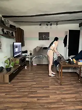 Seductively4 20 online show from November 2025 11:09:02 AM