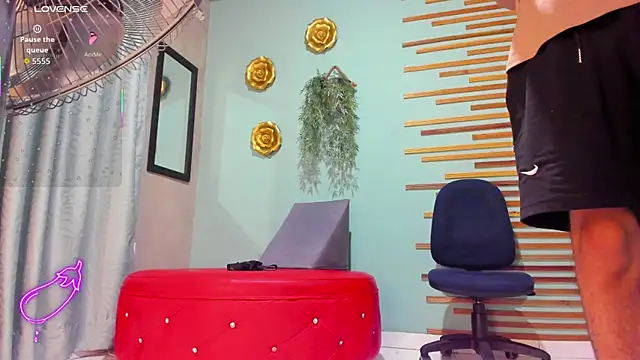 david huge online show from October 2025 01:20:02 PM