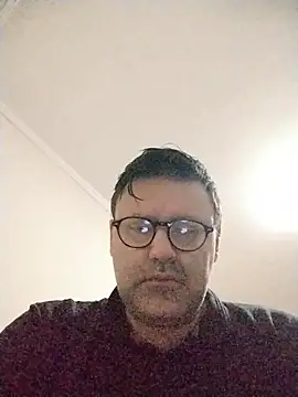 Snapshot of LeoMaduroSP chatting on October 2025 12:31:01 PM LeoMaduroSP online show from October 2025 12:31:01 PM