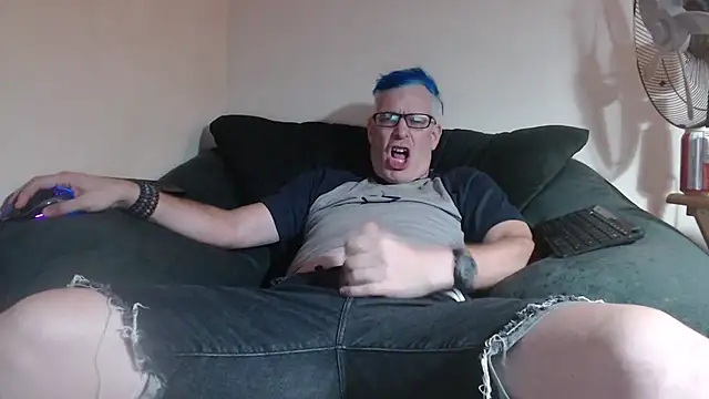 Snapshot of nerdy6 chatting on June 2026 05:37:01 AM nerdy6 online show from June 2026 05:37:01 AM