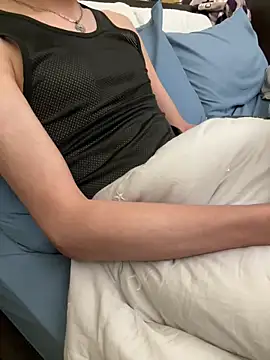 ggfddghuu online show from February 2026 04:35:01 PM