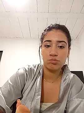 Samantha hotly online show from November 2025 10:03:01 AM