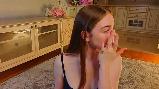 Snapshot of EadlinGillim chatting on December 2025 03:12:02 AM EadlinGillim online show from December 2025 03:12:02 AM