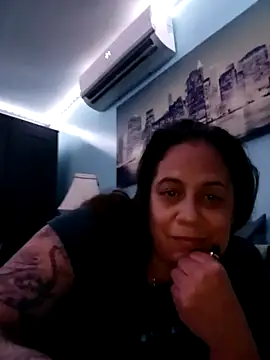 PrettyKittyMia online show from October 2025 06:01:02 AM