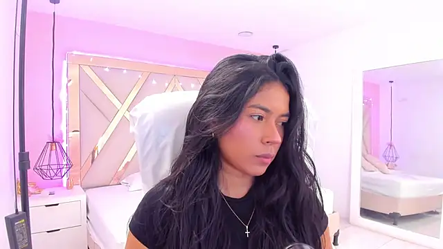 samantaa shy online show from February 2026 02:32:02 AM