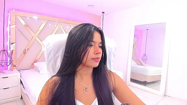 samantaa shy online show from April 2026 03:50:02 AM