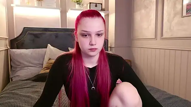 Wilda Foster online show from October 2025 05:47:02 AM