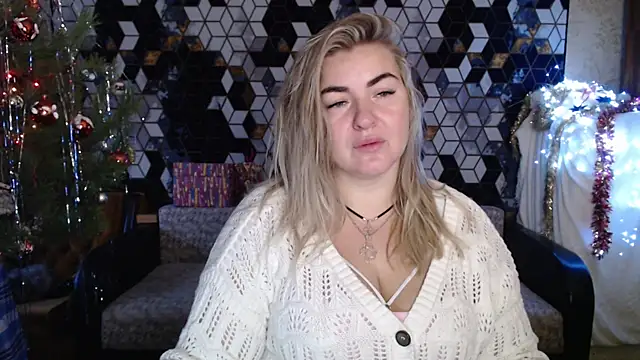 NikaSkylink online show from December 2025 04:54:01 AM