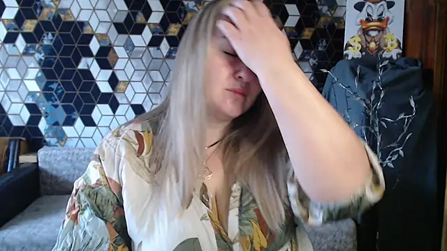 NikaSkylink online show from April 2026 04:46:01 AM