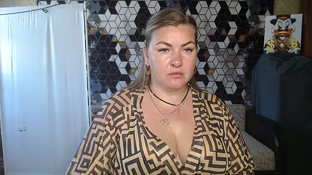 NikaSkylink online show from June 2026 04:45:01 AM