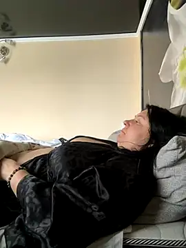 Liza Will online show from November 2025 07:32:01 AM