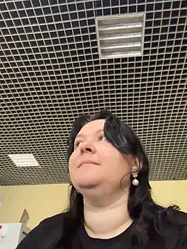 Liza Will online show from April 2026 08:42:01 AM