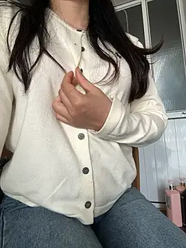 Snapshot of Emachiii chatting on November 2025 07:09:01 AM Emachiii online show from November 2025 07:09:01 AM