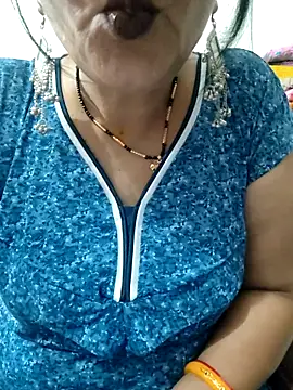 Snapshot of Cuty_siya_143 chatting on October 2025 08:27:05 AM Cuty siya 143 online show from October 2025 08:27:05 AM