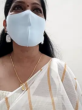 Snapshot of shivani27 chatting on September 2025 03:34:02 PM shivani27 online show from September 2025 03:34:02 PM