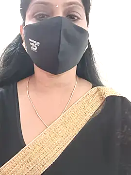 Snapshot of shivani27 chatting on October 2025 08:44:01 AM shivani27 online show from October 2025 08:44:01 AM