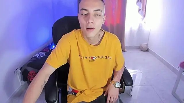 Dereck Boy8 online show from November 2025 07:46:02 PM