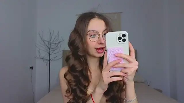 Real cutie1 online show from November 2025 01:50:01 PM