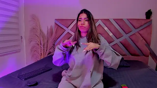 Rachell criss online show from March 2026 04:13:02 AM