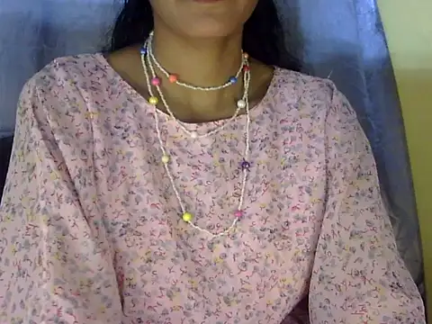 zara Khan0 online show from September 2025 04:42:01 PM