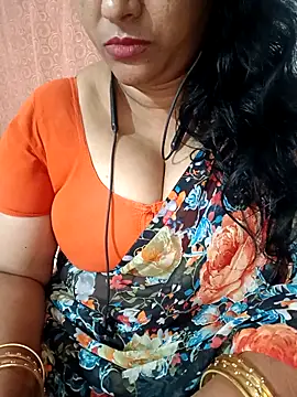 Snapshot of Swetyhoney chatting on September 2025 04:40:02 PM Swetyhoney online show from September 2025 04:40:02 PM