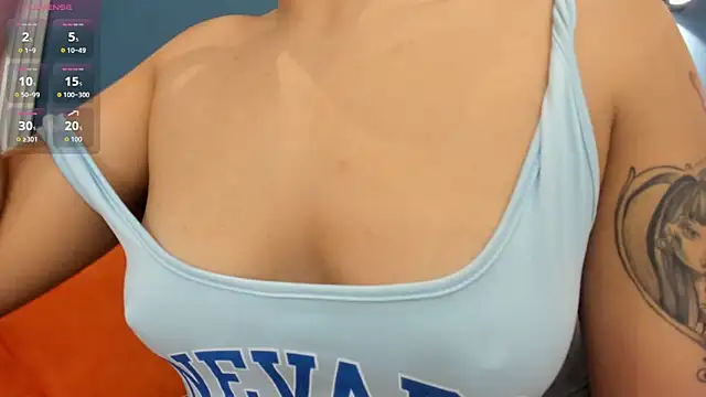 MartinaBlakees online show from December 2025 12:47:02 PM