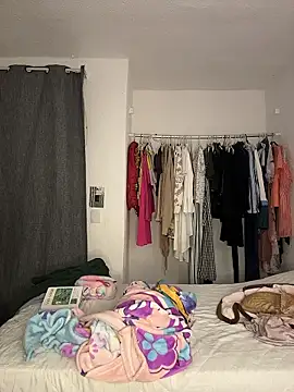 Nia Desire online show from January 2026 05:33:01 AM